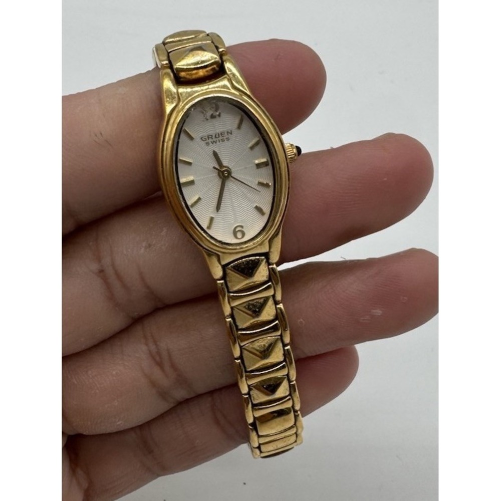 Gruen Swiss Diamond (GSL005) Womens Gold Tone Watch (needs battery) Swiss